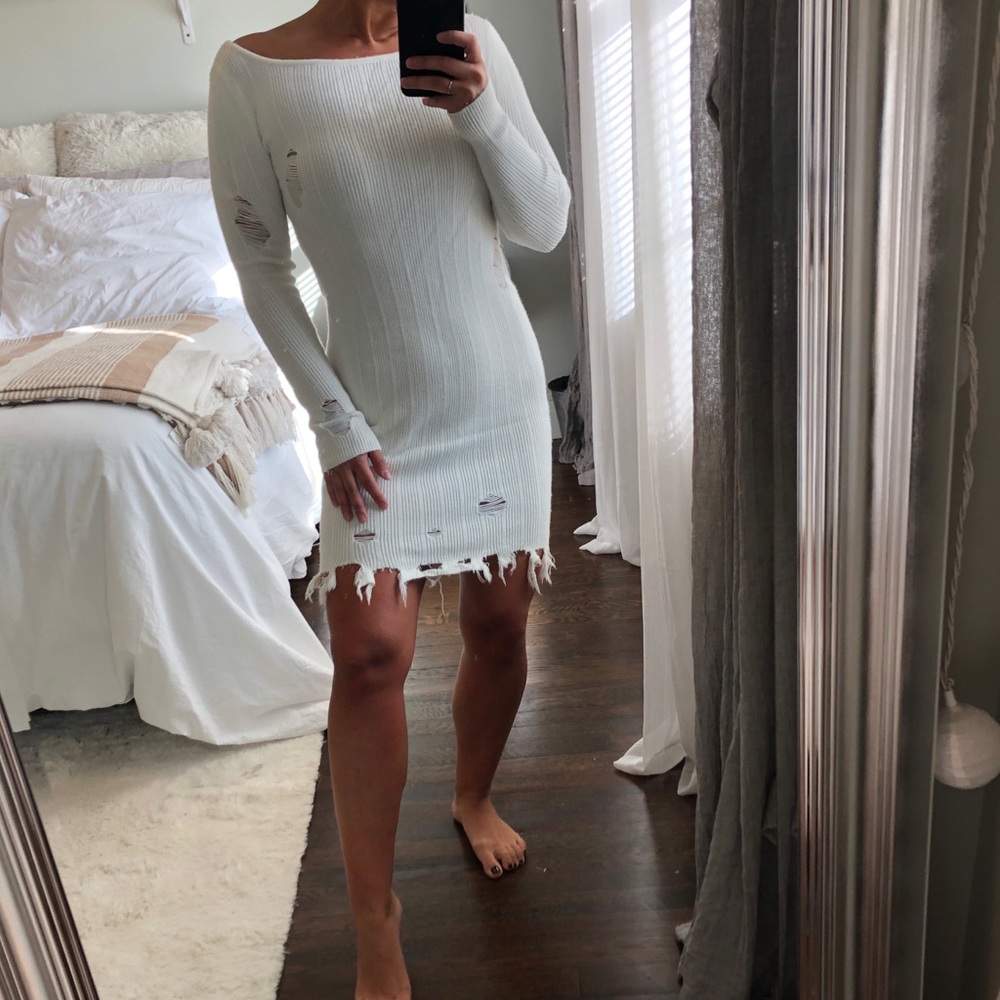 FOREVER 21 | NWT | White Distressed Sweater Dress